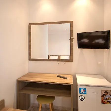 Avocado Hotel Skiathos Town