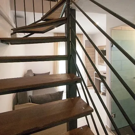 Hotel Avocado