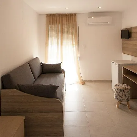 Avocado Hotel Skiathos Town